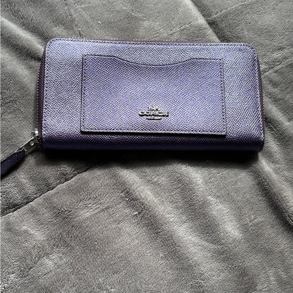 Coach Metallic Purple Zip Wallet - Picture 1 of 8